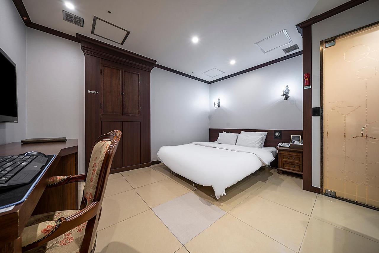 Hotel Cullinan Yongin Bagian luar foto