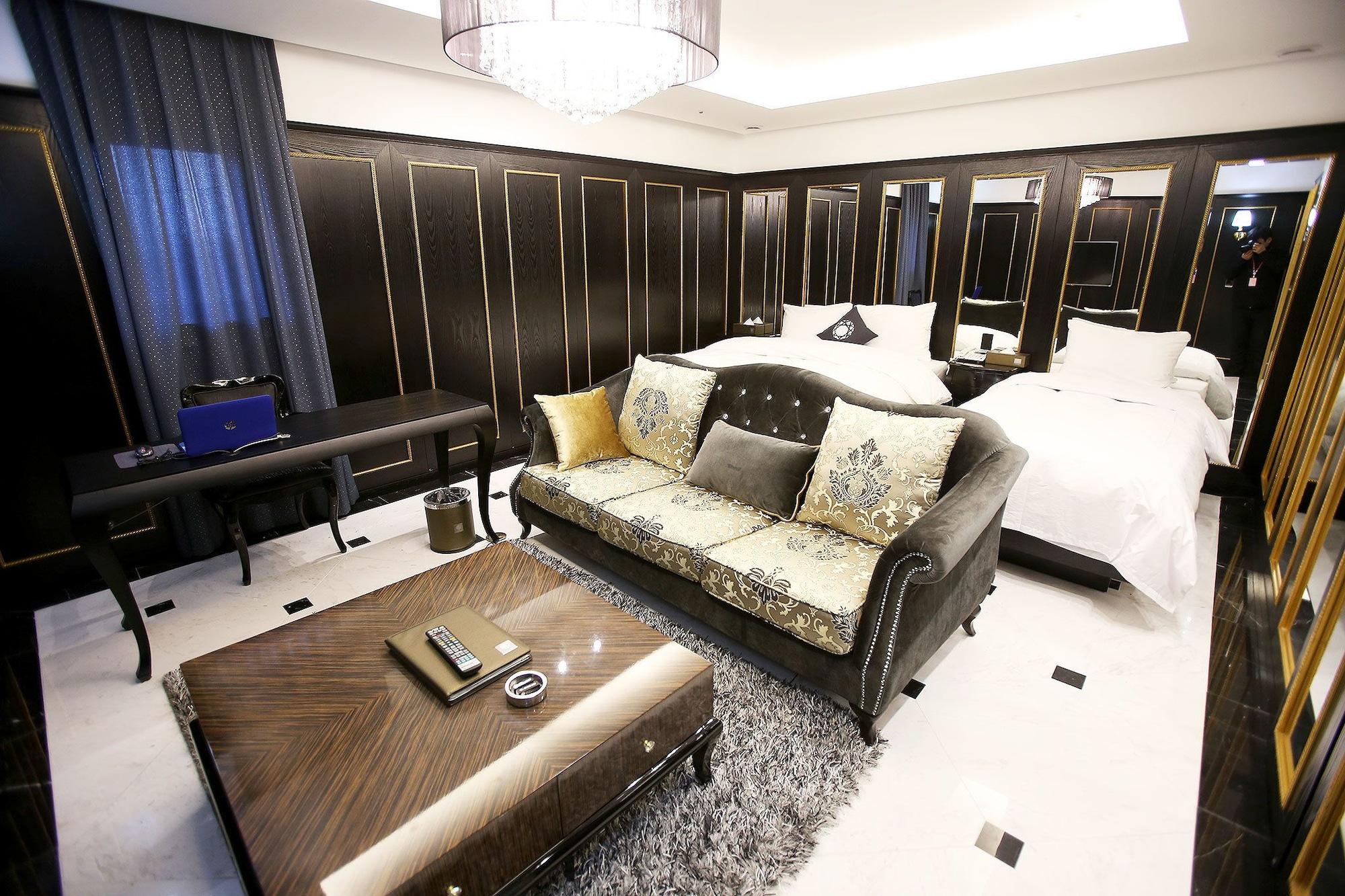 Hotel Cullinan Yongin Bagian luar foto