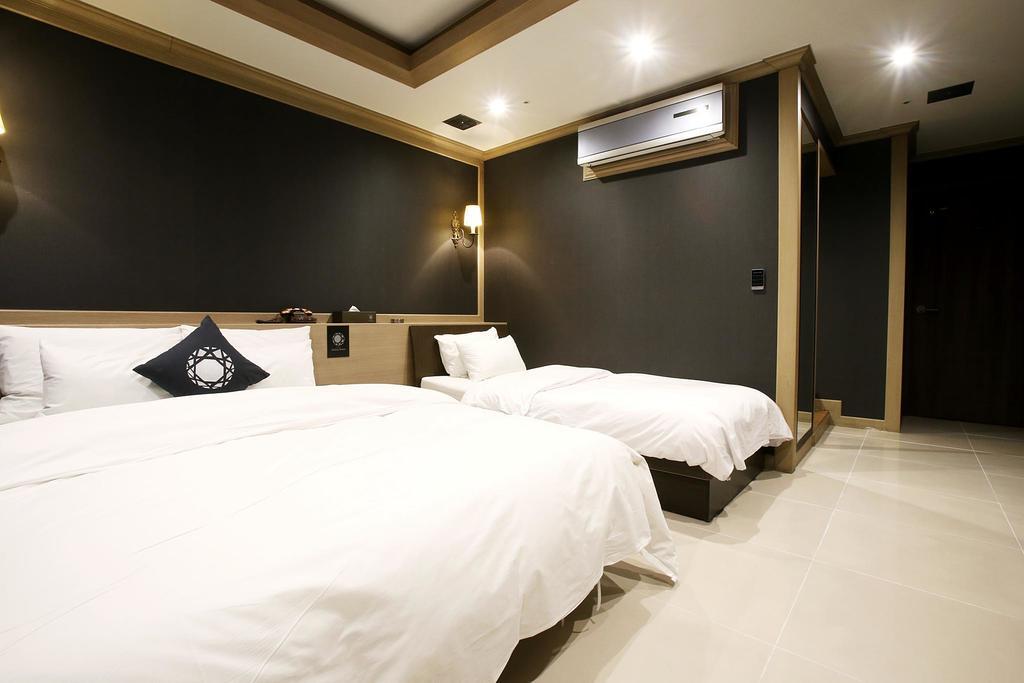 Hotel Cullinan Yongin Bagian luar foto